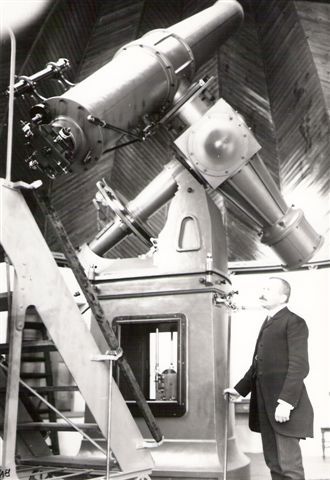 Eginites at Dorides telescope (c. 1910)